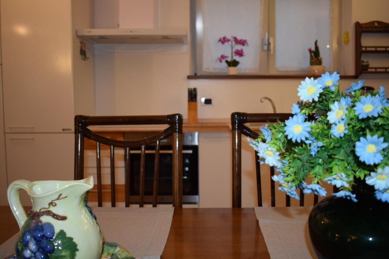 Tatjana House Apartment เบรนโซเน ซูล การ์ดา ภายนอก รูปภาพ