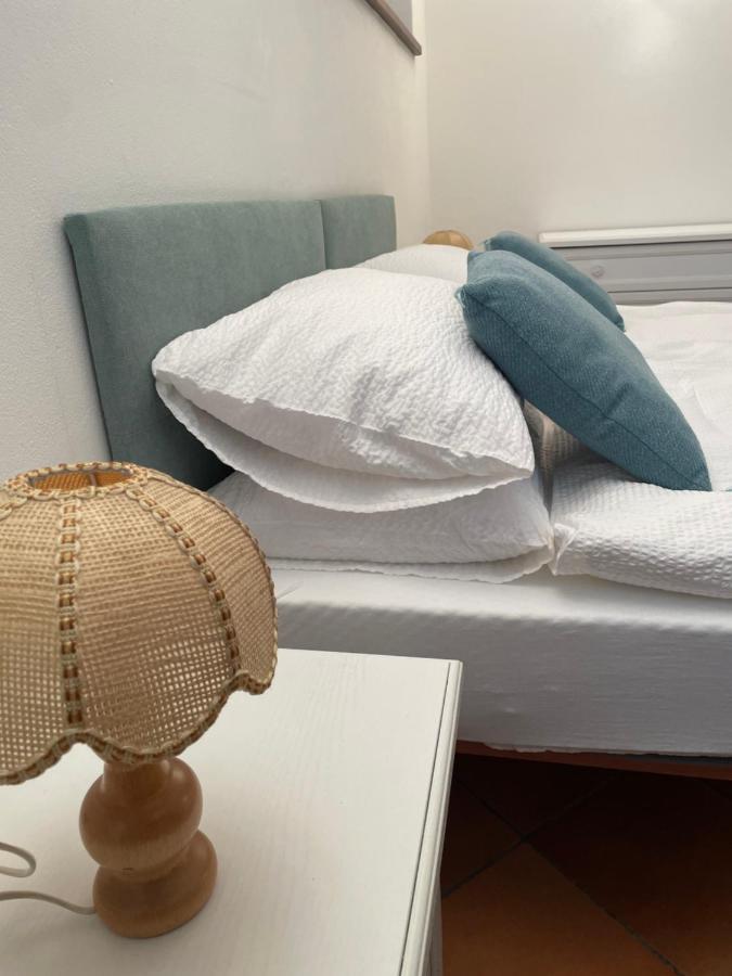 Tatjana House Apartment เบรนโซเน ซูล การ์ดา ภายนอก รูปภาพ